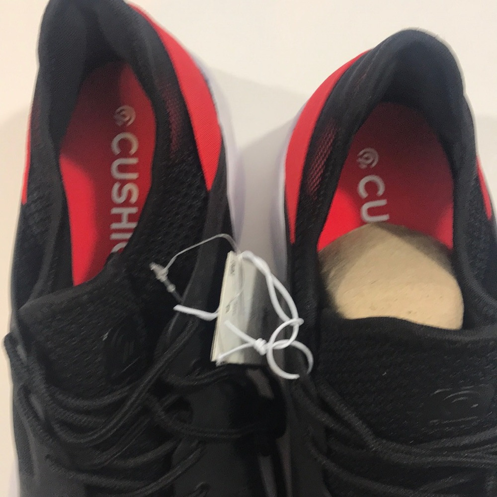 Men’s champion sneakers NWT size 11 - Picture 3 of 6